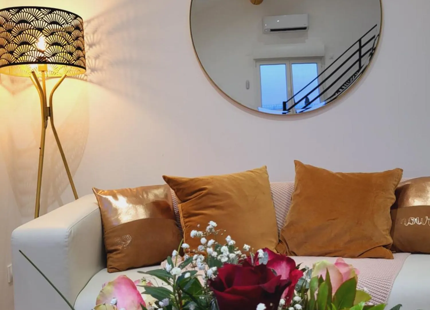 Holiday home Pissenlit Une Prairie En Provence Arles France